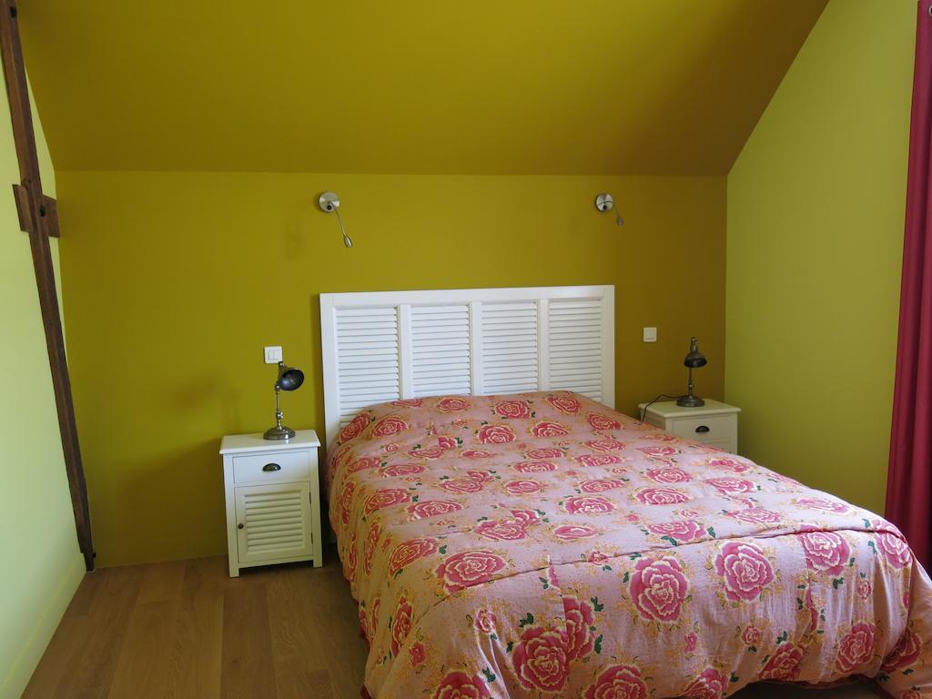 Bed and Breakfast Le Parc De Crecy Treon Номер фото